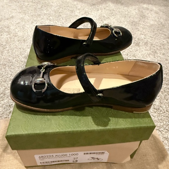 Gucci Black Patent Leather Kids Dress Shoes - Picture 5 of 7